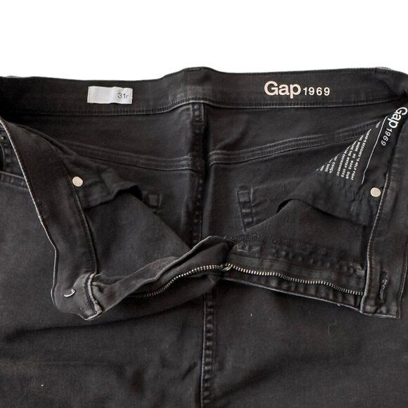 Gap 1969 Distressed Black Denim Mini Skirt, Size 31R - Picture 6 of 12